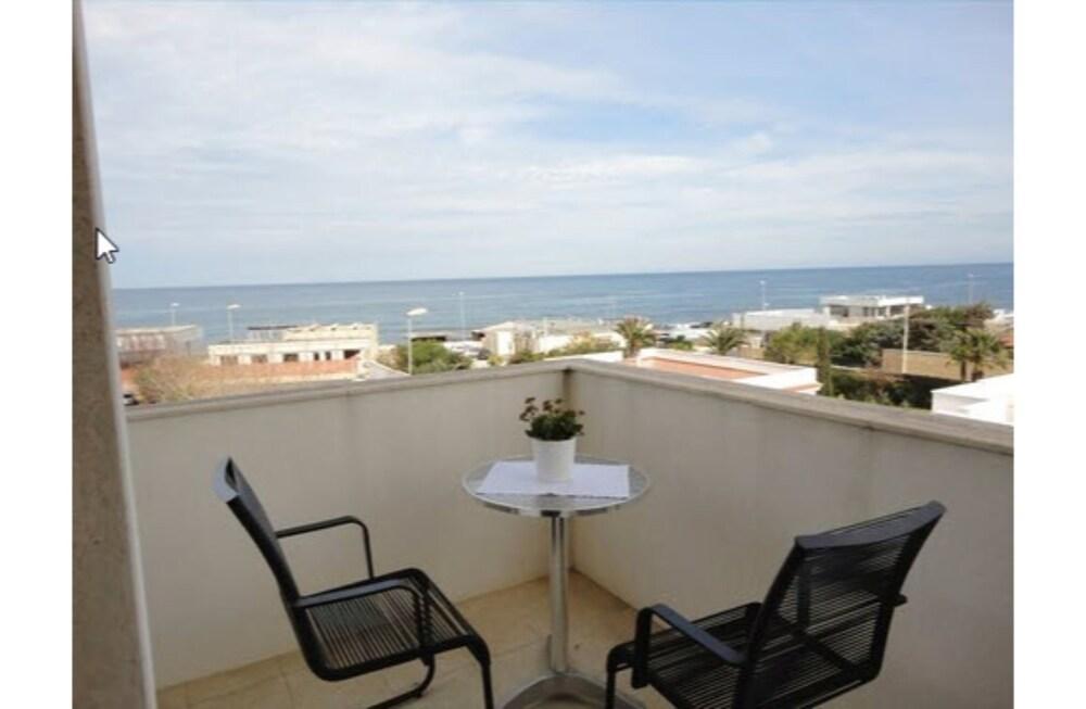 Hotel Riviera Bari Luaran gambar