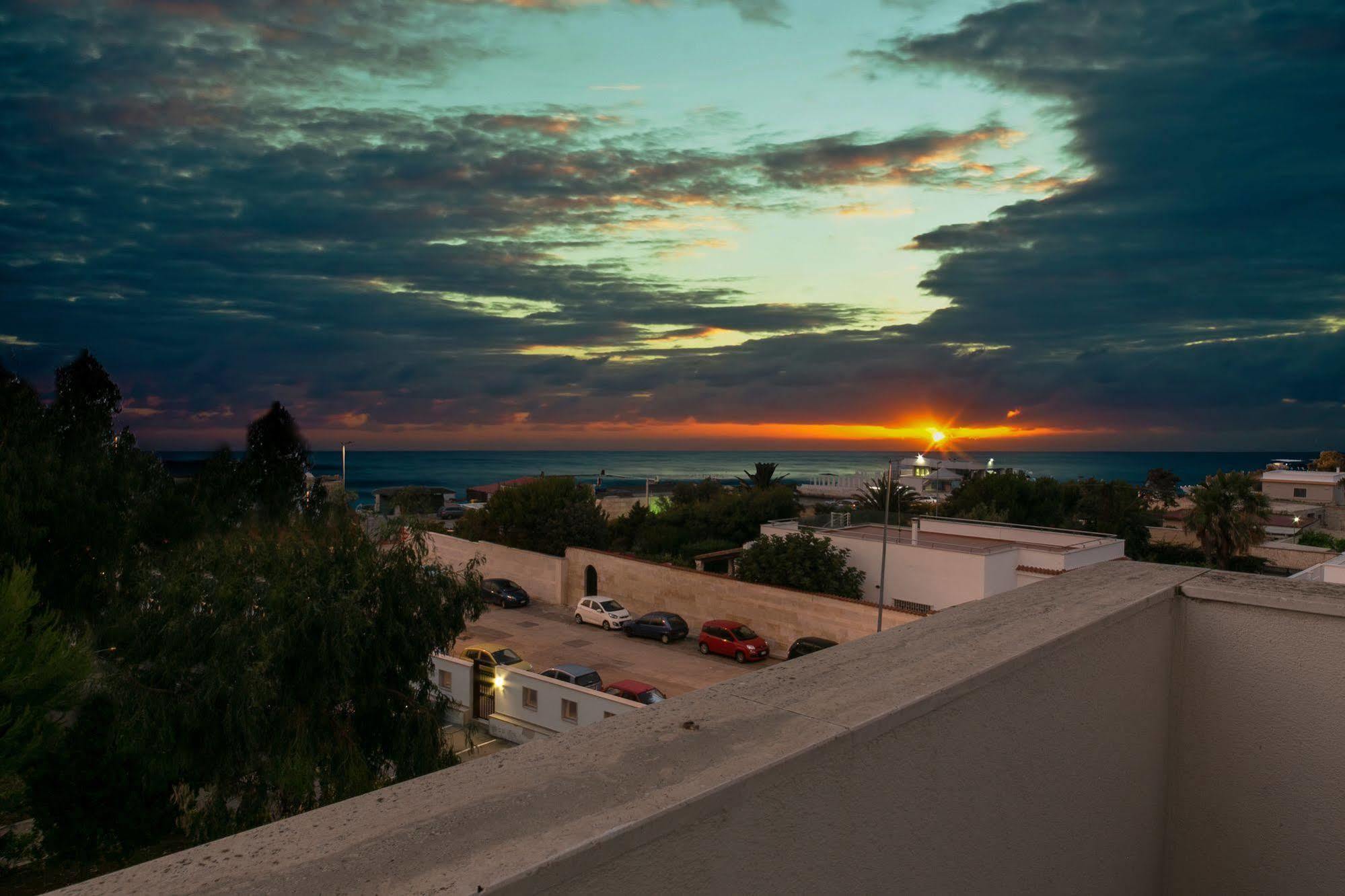 Hotel Riviera Bari Luaran gambar