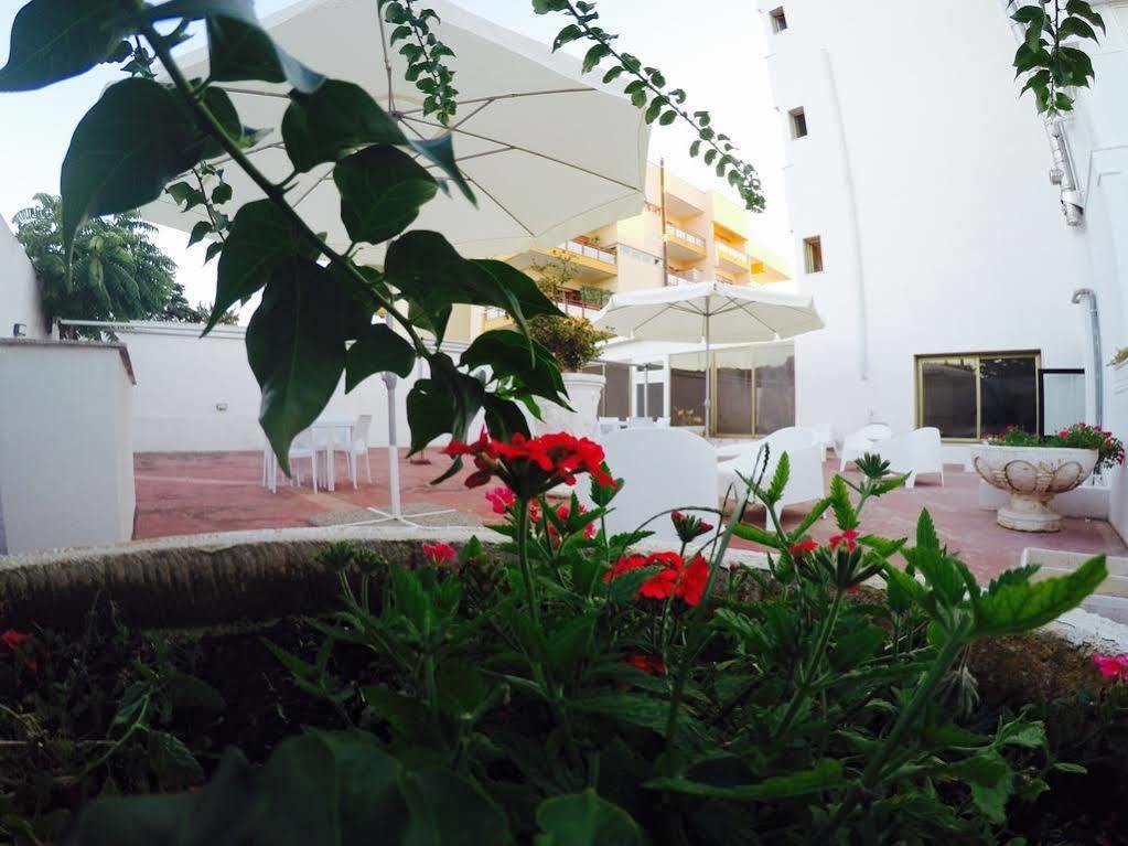 Hotel Riviera Bari Luaran gambar